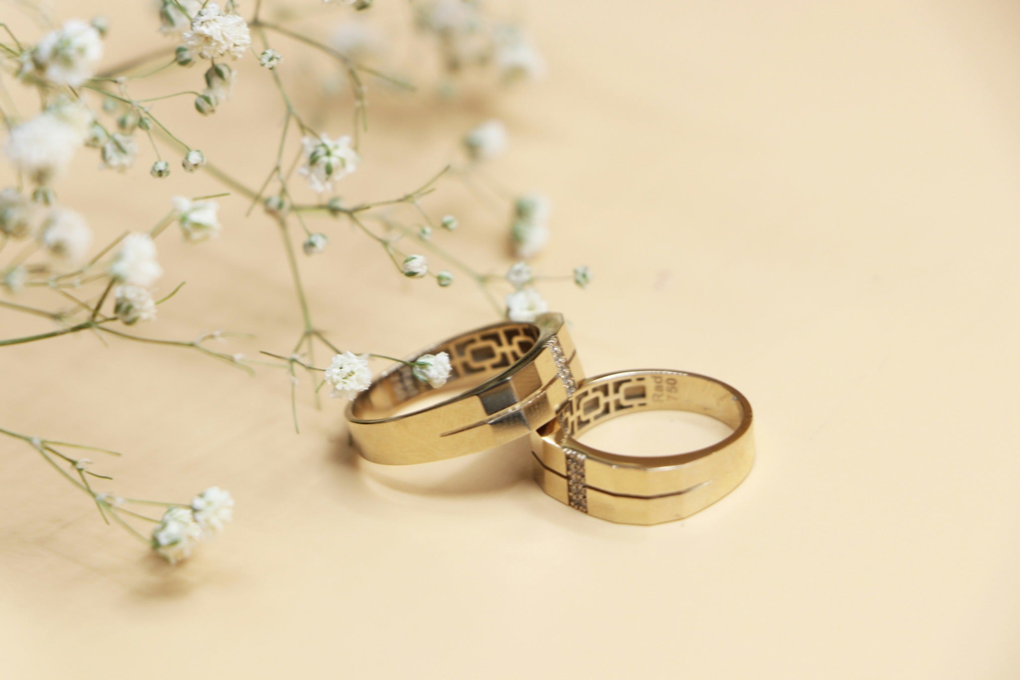 Gold Geometric Band Set