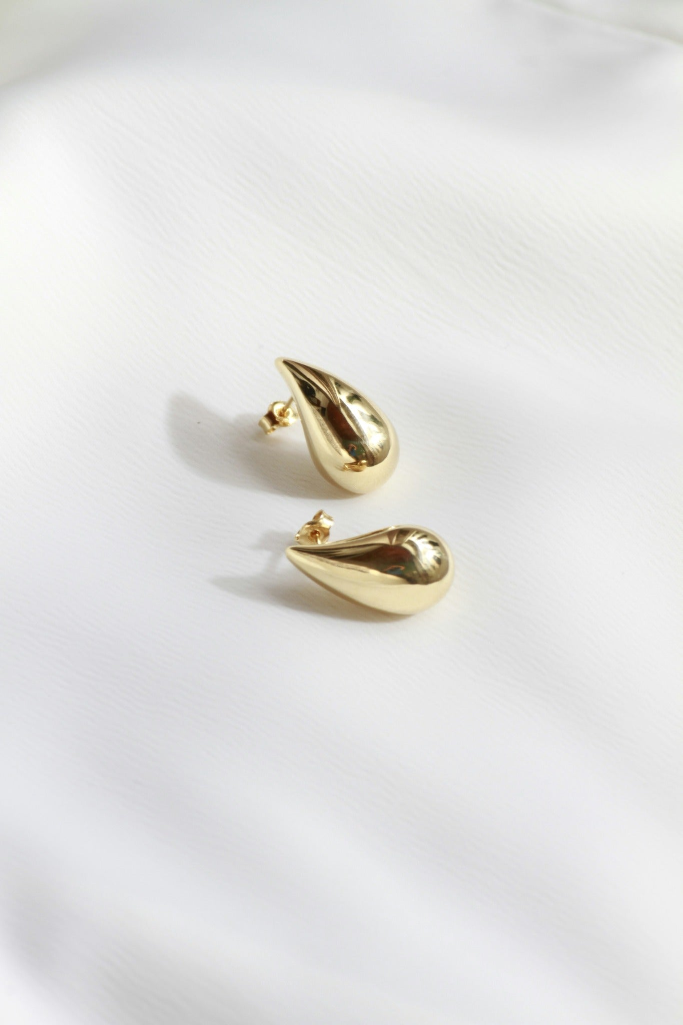 Molten Teardrop Stud Earrings